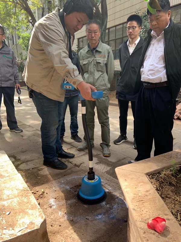 102.jpg
